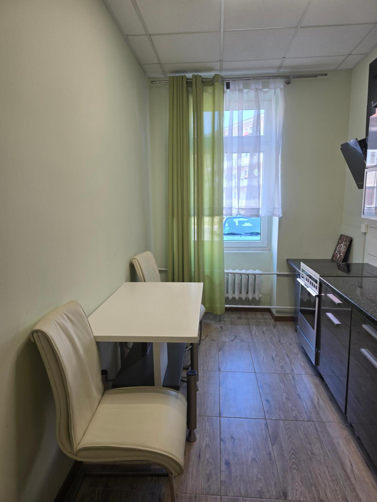Hostel Krosnienska 12 Зелена Гура Екстер'єр фото